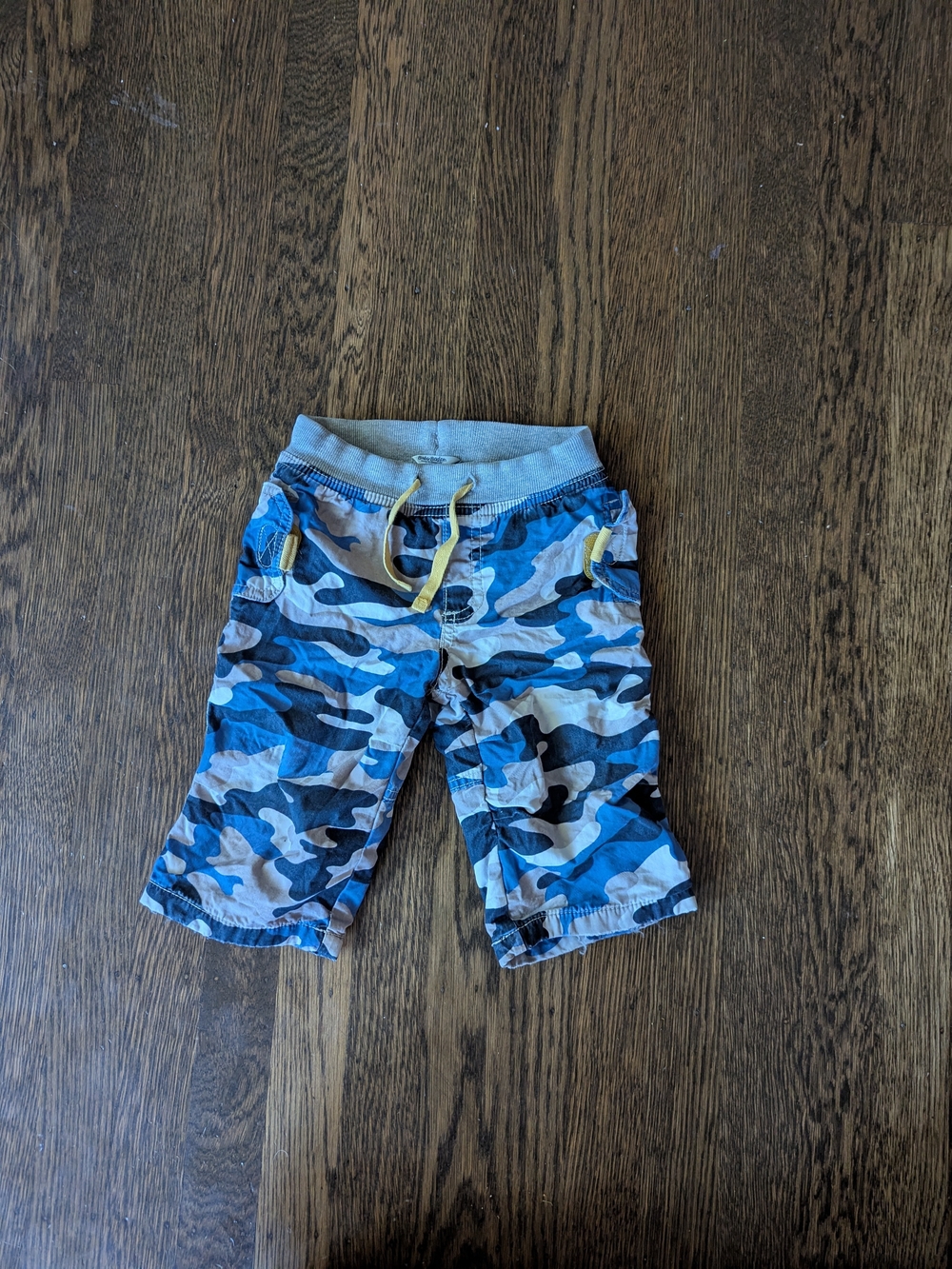 Mini Boden Blue Camo Cargo Shorts 12-18 months Pull-On Drawstring